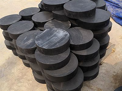 五寨县板式橡胶支座由若干层橡胶片与薄钢板经加压硫化